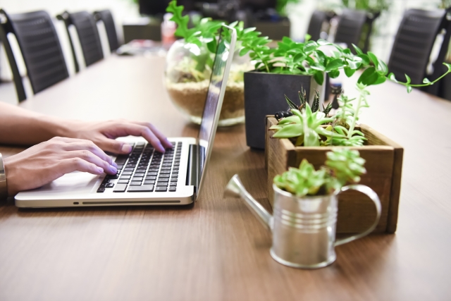 ITを活用したこれからのマンション管理組合運営とメールもできない居住者の存在