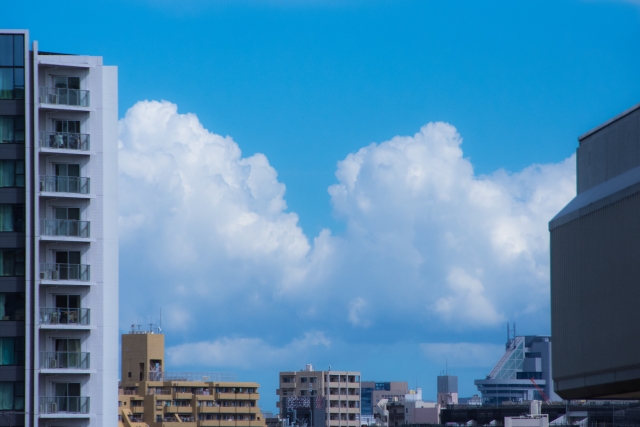 マンション管理組合の理事の任期の設定と半数改選をおすすめする理由