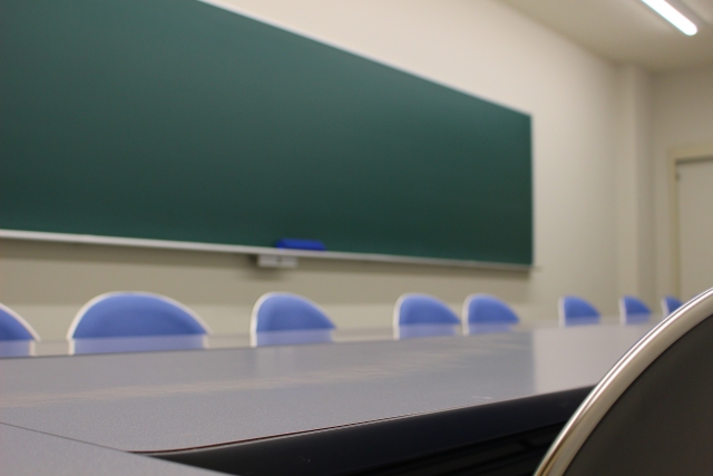 輪番による役員選任の案内と立候補者募集についての文例・サンプル