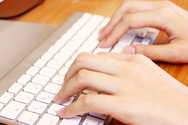 マンション管理組合の総会・議事録の書き方(作成義務・記載内容)