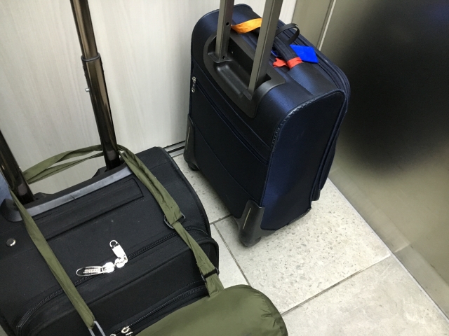 マンションでの違法民泊を見つけるには実際に予約サイトにアクセスする